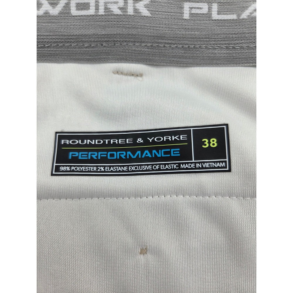 Roundtree & Yorke Performance Flat Front 7" Inseam Shorts - NWT (New) - Picture 4 of 4